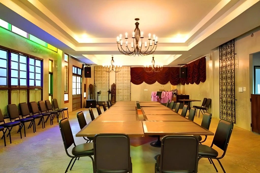 Baan Toom Village and Resort