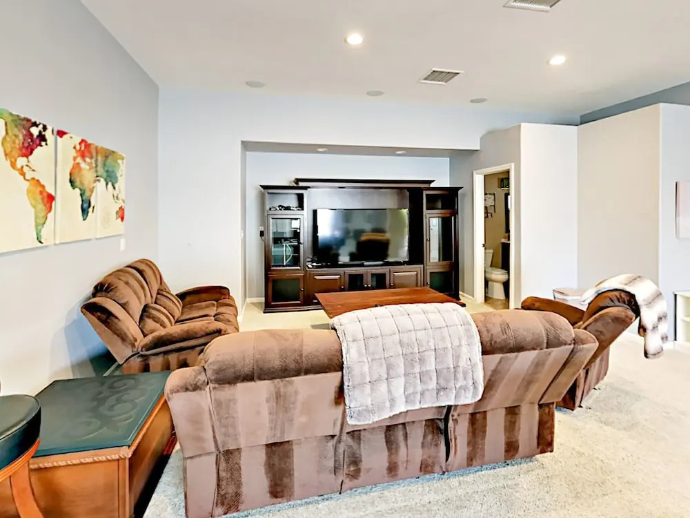 77545 Robin Road House 5 Bedrooms 5.5 Bathrooms Home