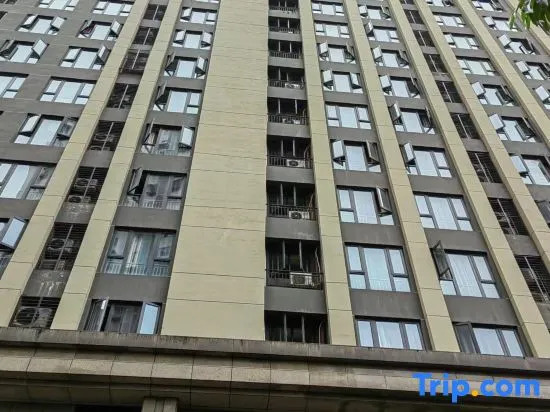 haojun Hotel (Chongqing Daping Longhu Times Tianjie Branch)