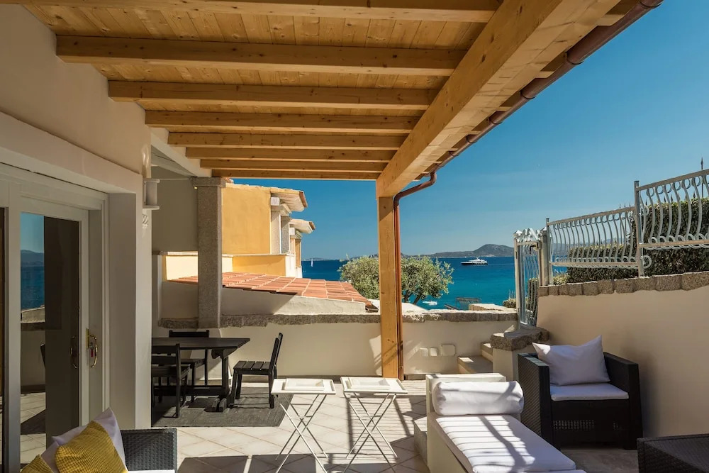 Apartment in SAbba e Sa Pedra complex with pool