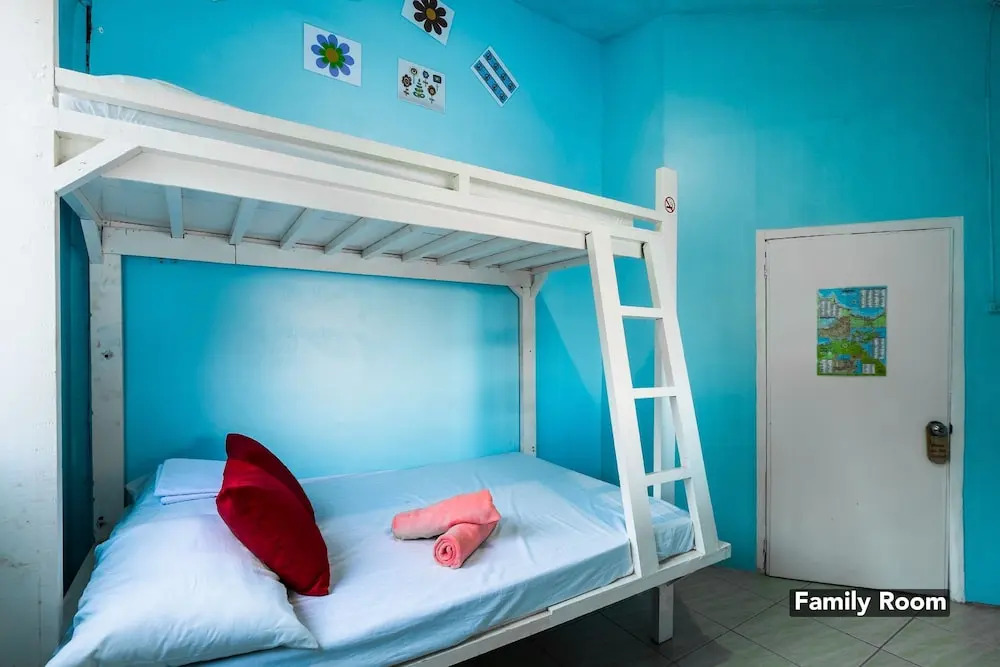 GB Wight Accommodation and Restobar