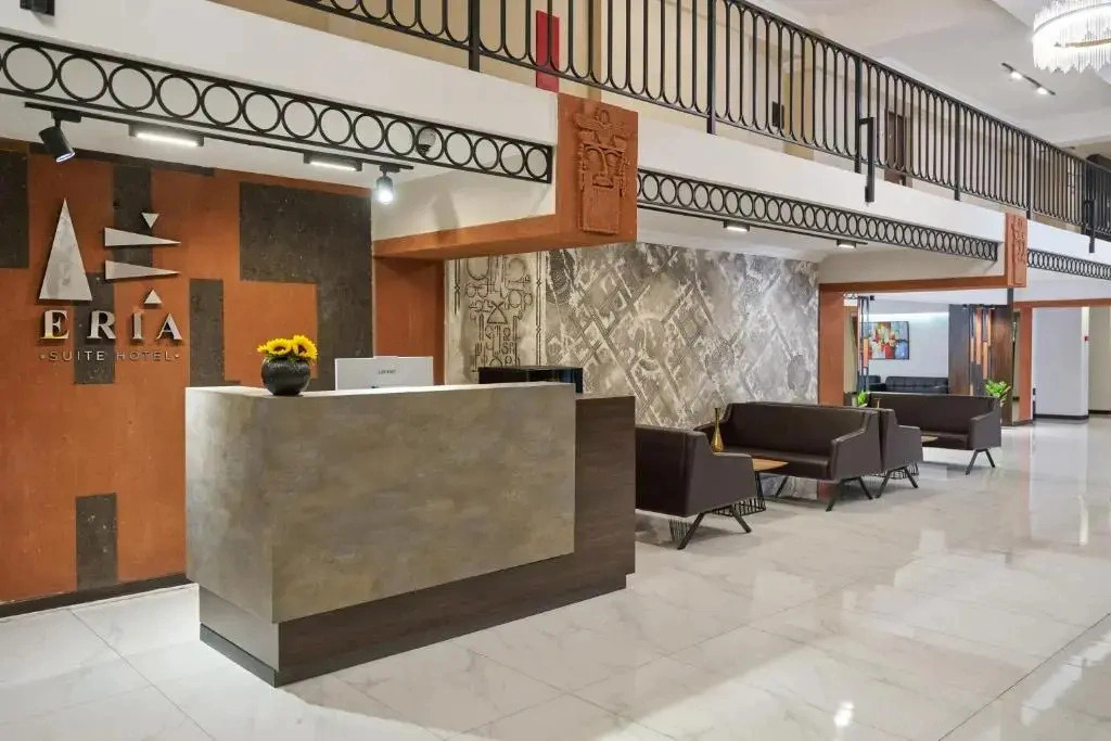 Отель Eria Suite
