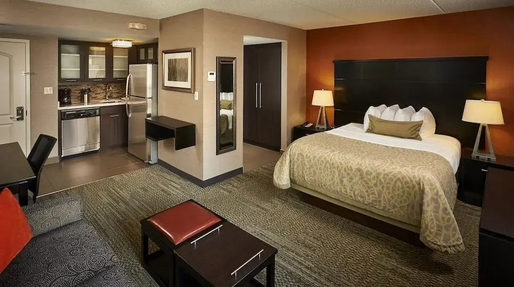 Staybridge Suites Hamilton-Downtown