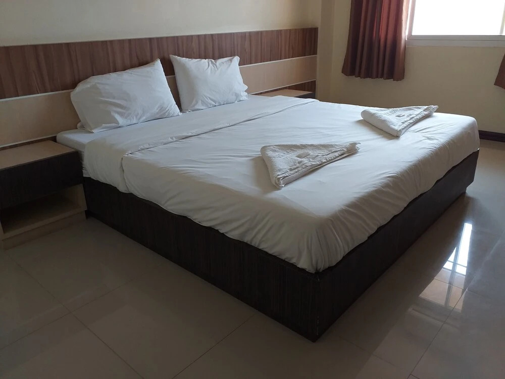Sirichai Hotel