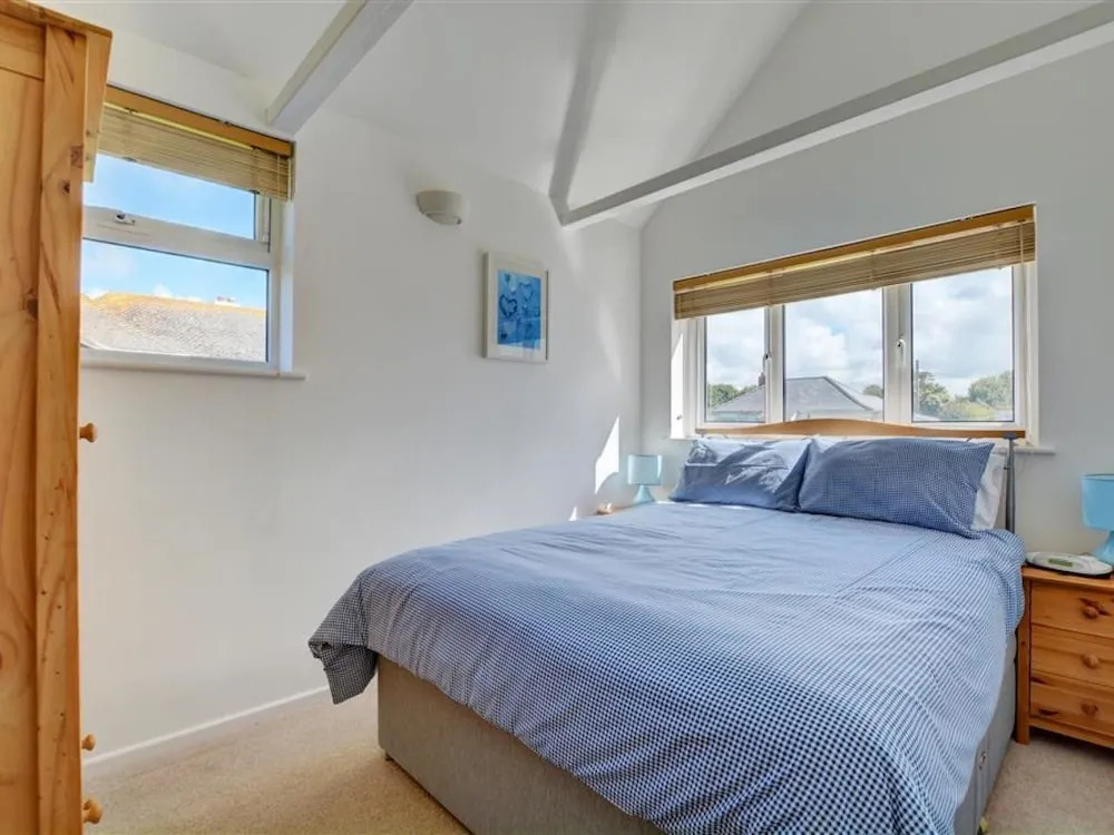 Cozy Holiday Home in Widemouth Bay With Large Garden