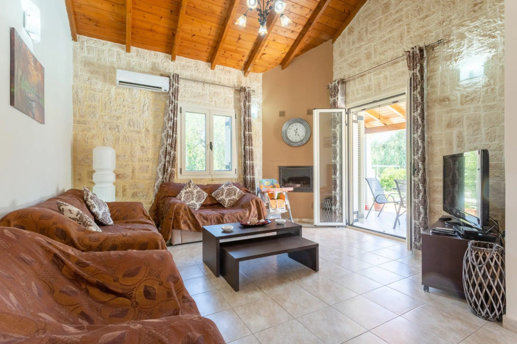 Villa Popi Large Private Pool Walk to Beach A C Wifi - 2820