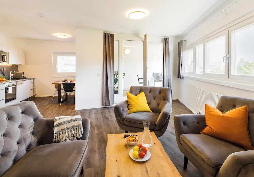 URBAN ISLAND I Riverside Apartments