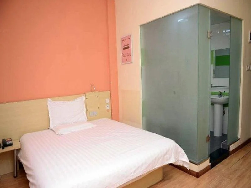 7 Days Inn