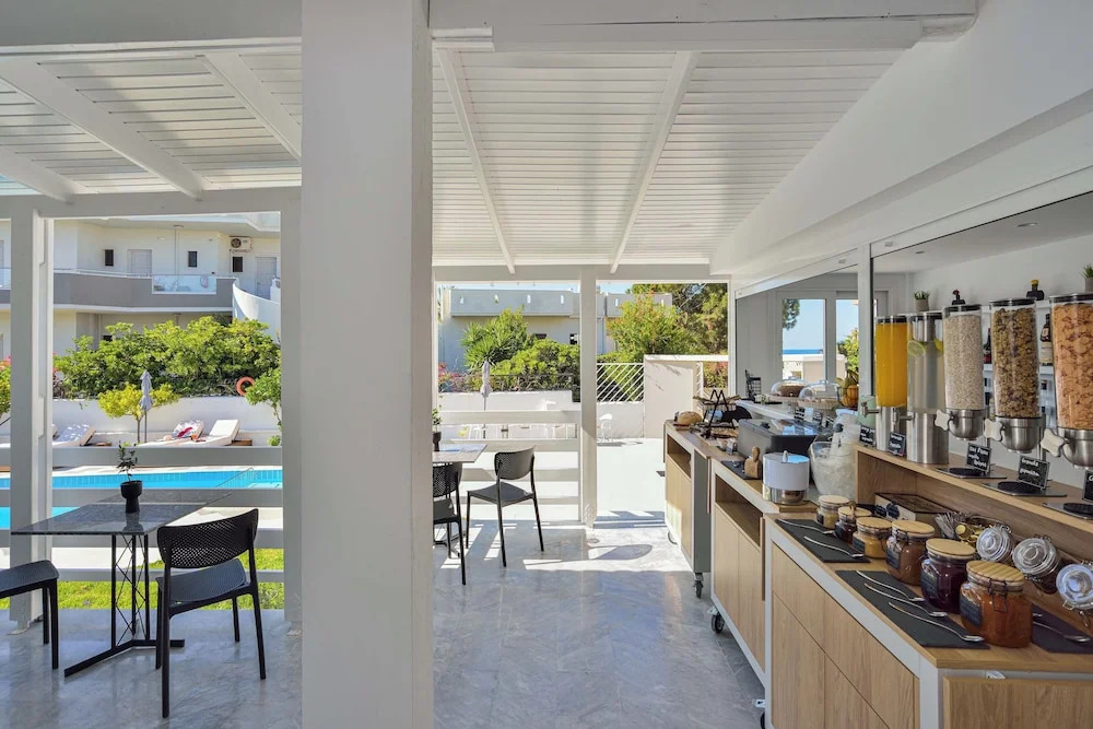 Eloque Simple living space