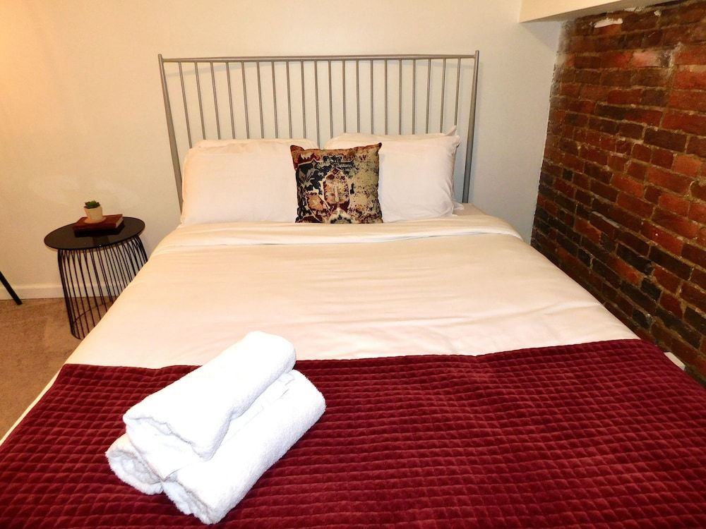 The Lofts at 107