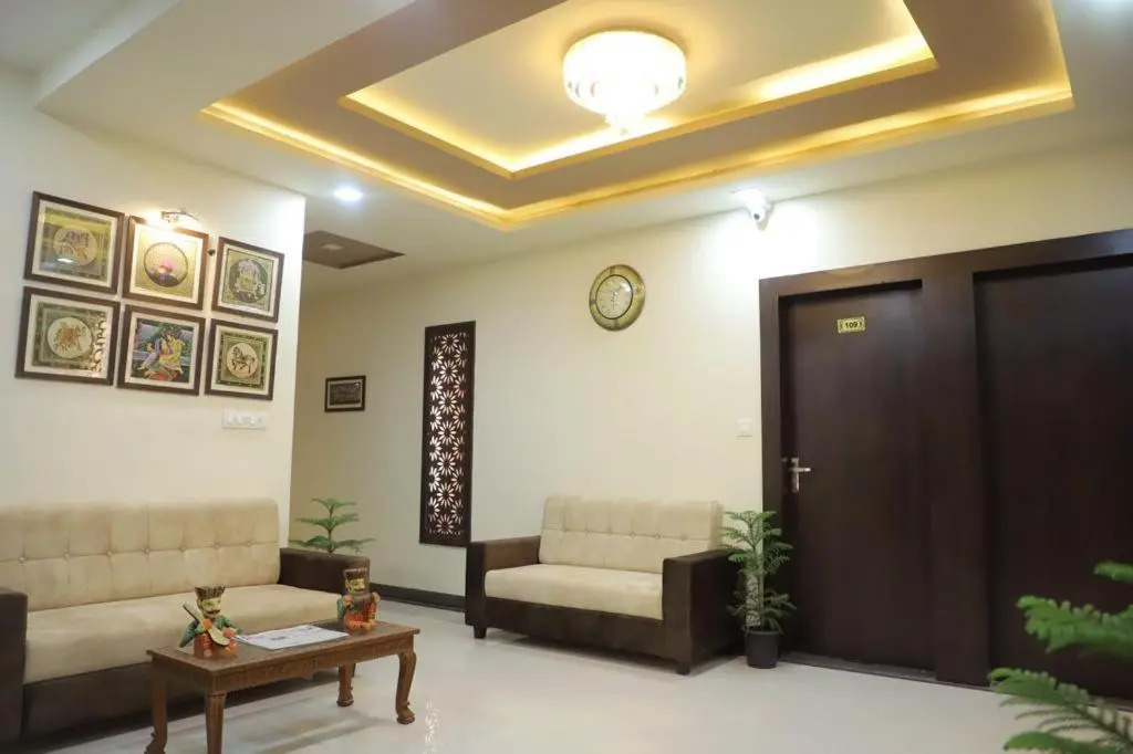 Hotel The Golden Palms ( A unit of MGR Hotels & Resorts)