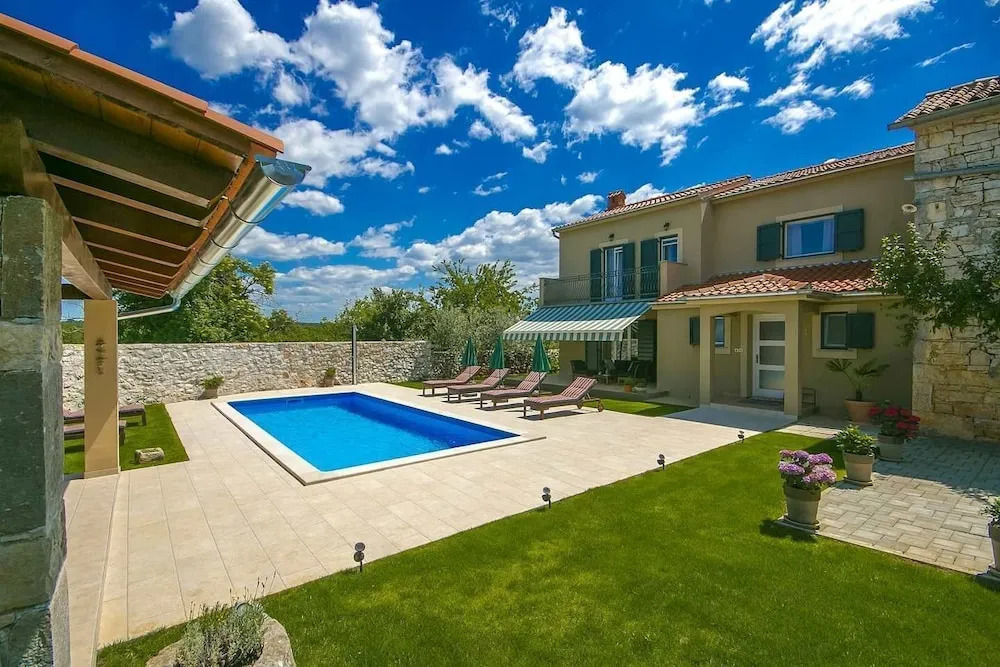 Villa Hisina