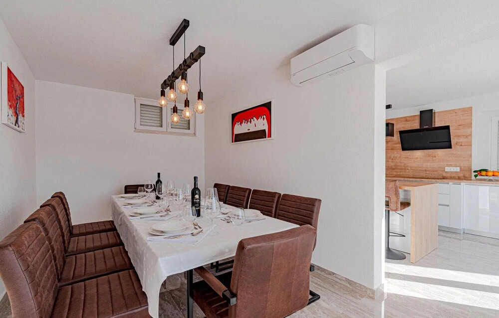 Lovely Home In Kuciste