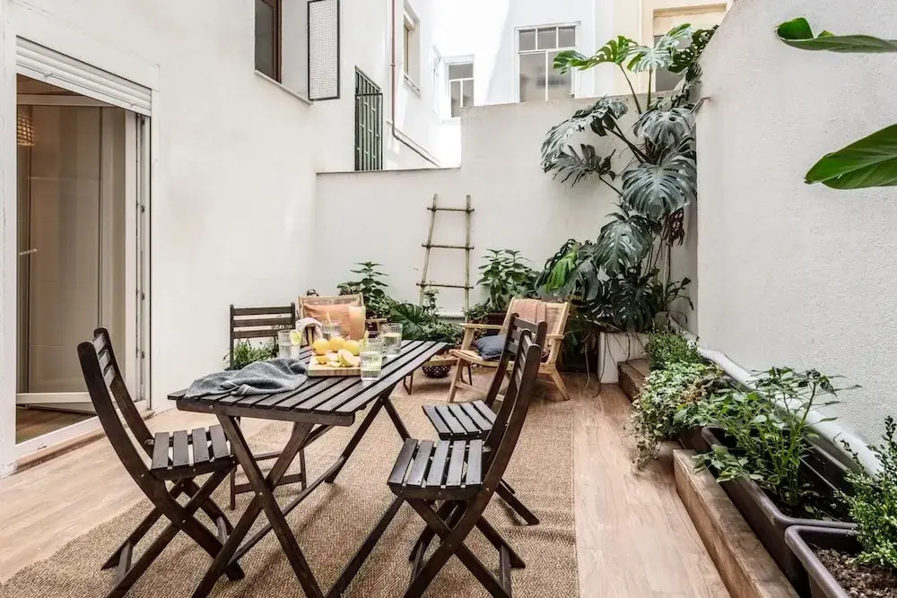 Kindo - 2 Bedrooms in Goya