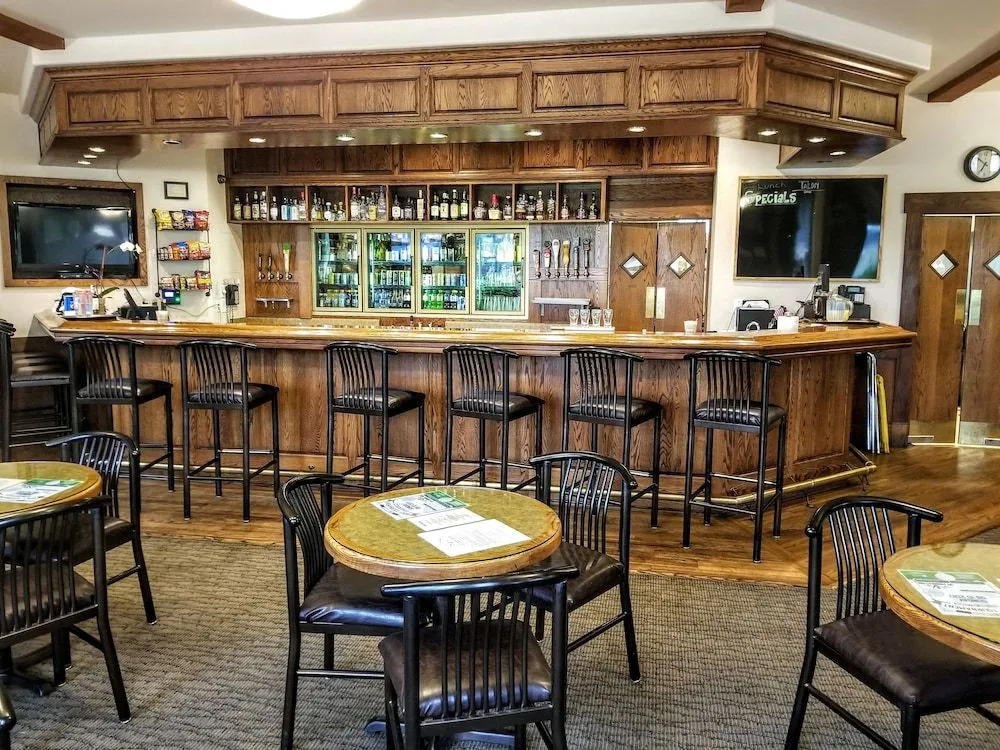 Resort at Eagle Point Golf Club Lodging