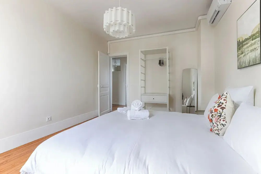 Apartments in Champigny-Sur-Marne - 30 minutes from Disneyland