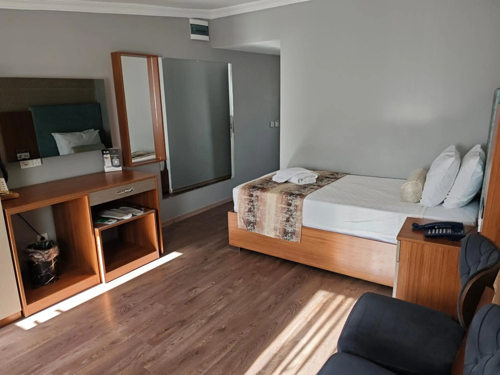 The Hotel Devman & Terrace