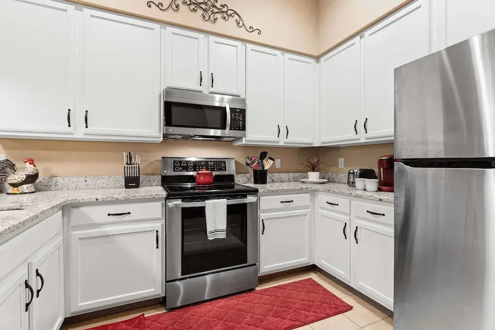 Homey Nature Escape Sleeps 6!