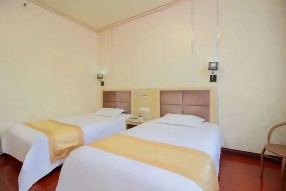 Jingbo Business Hotel