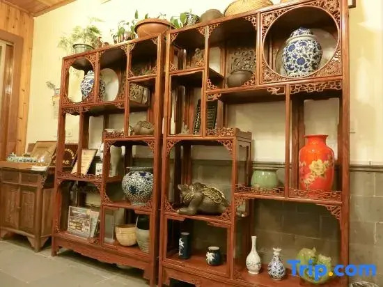 Yinjiangnan Xujia Hostel