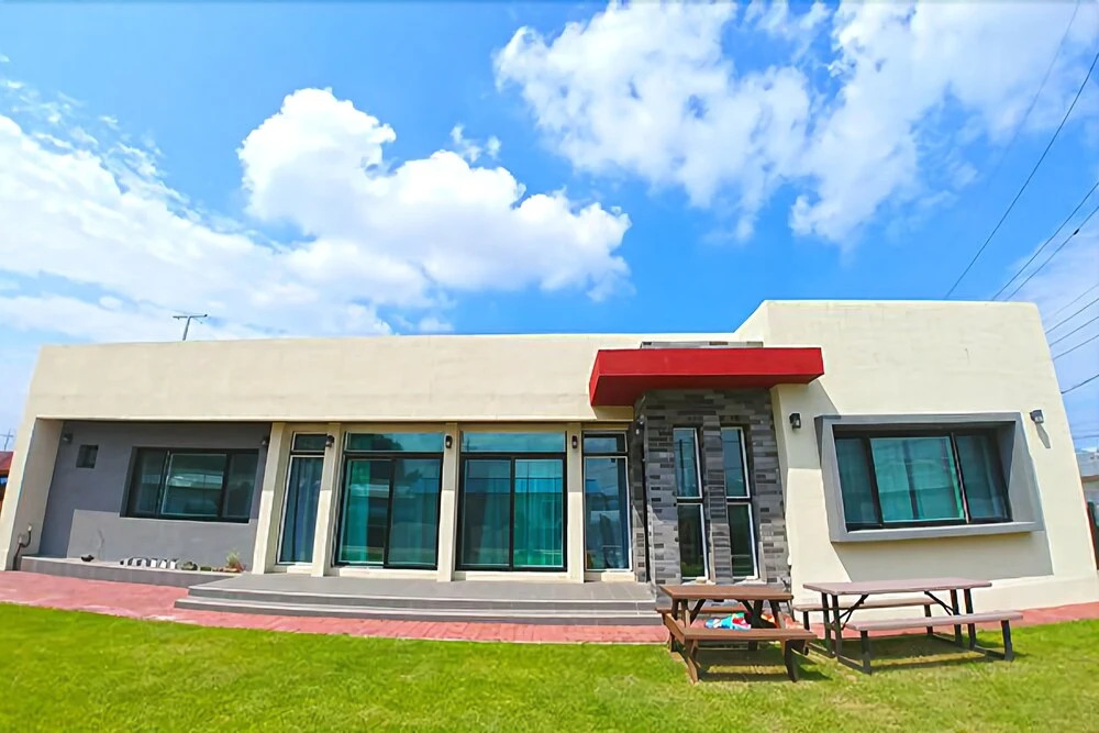 Jeju Guham-yongsam's Pension