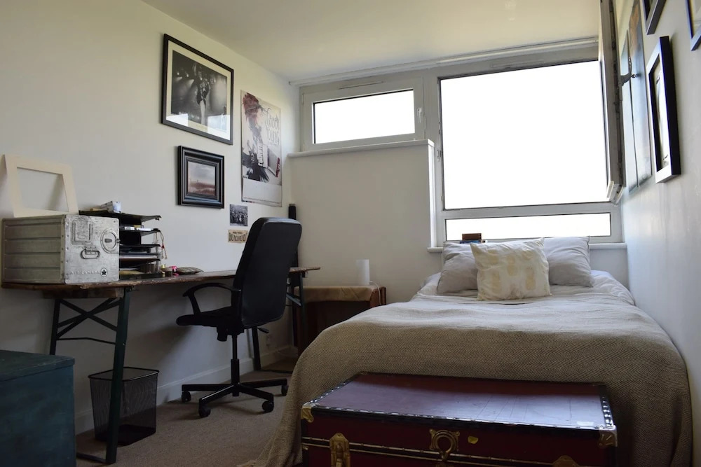 2 Bedroom Apartment Near Central London