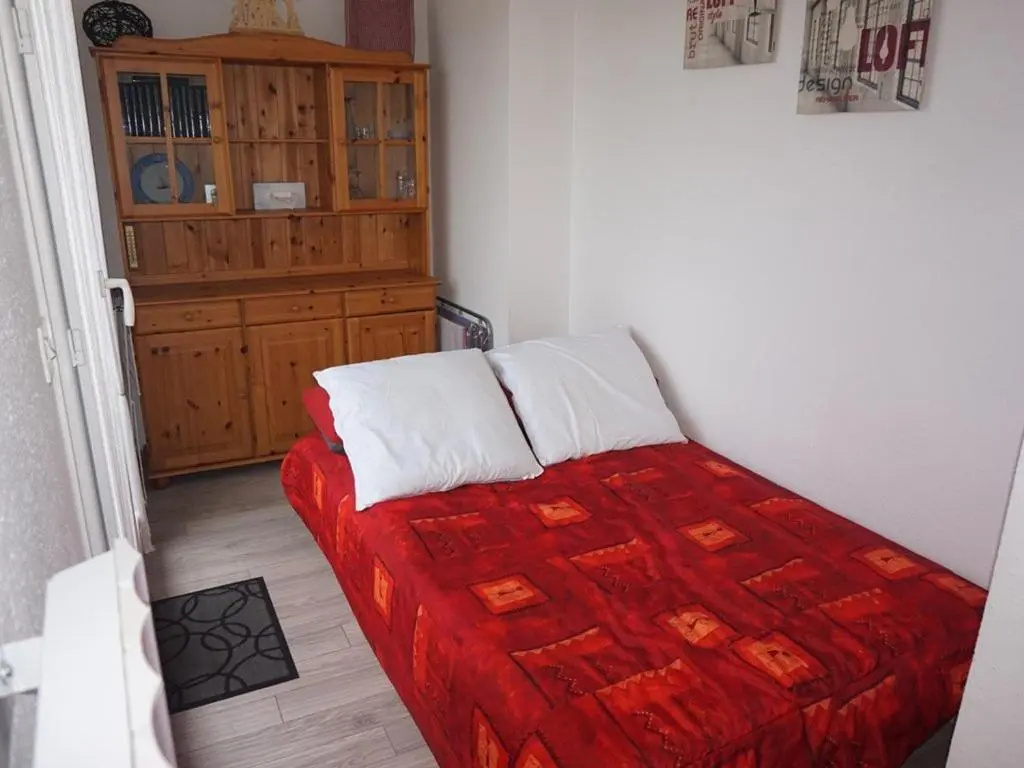 Appartement Merville-Franceville-Plage, 1 pièce, 4 personnes - FR-1-465-37
