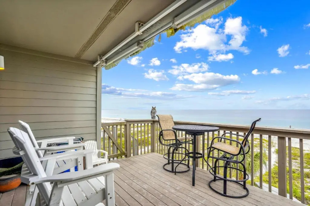 Pelican Pointe 3B