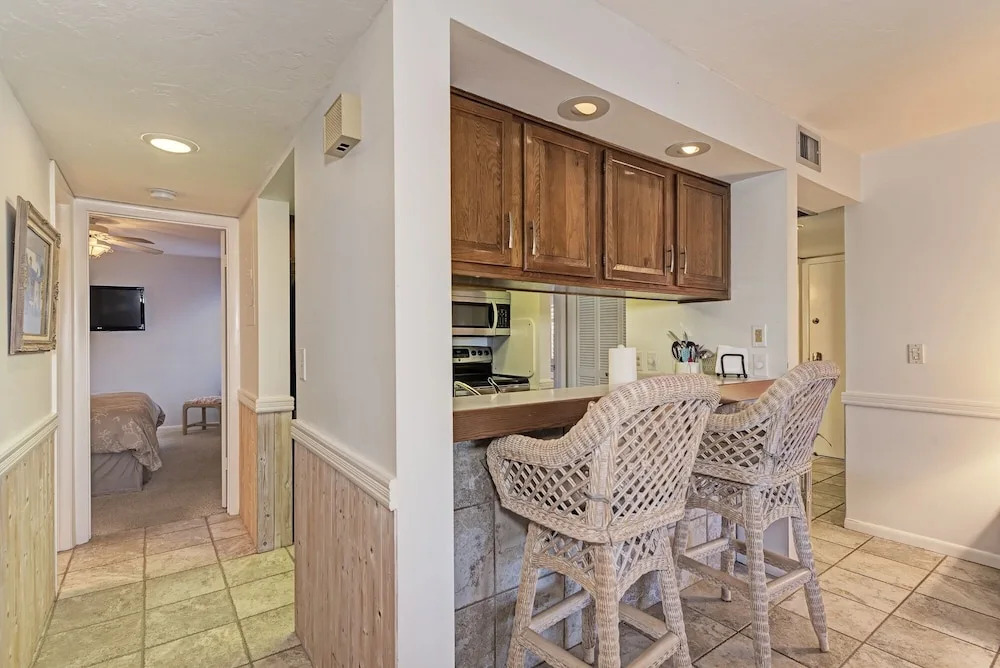 Midnight Cove Ii 110f Bay View! 2 Bedroom Condo