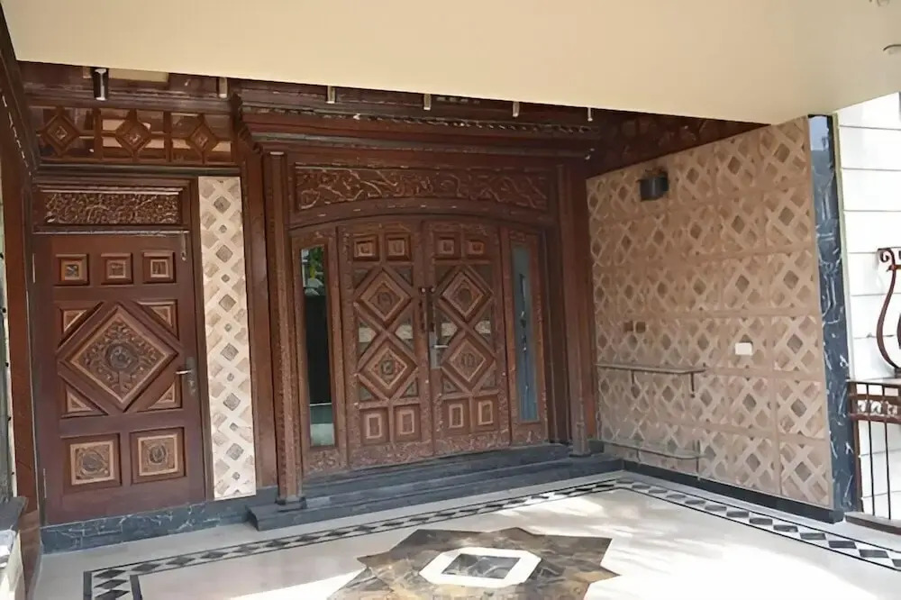 Capital Index Lodge
