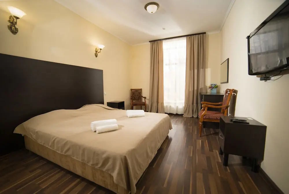 Alex Hotel