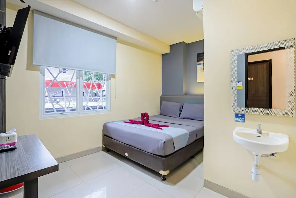 City Biz Residence