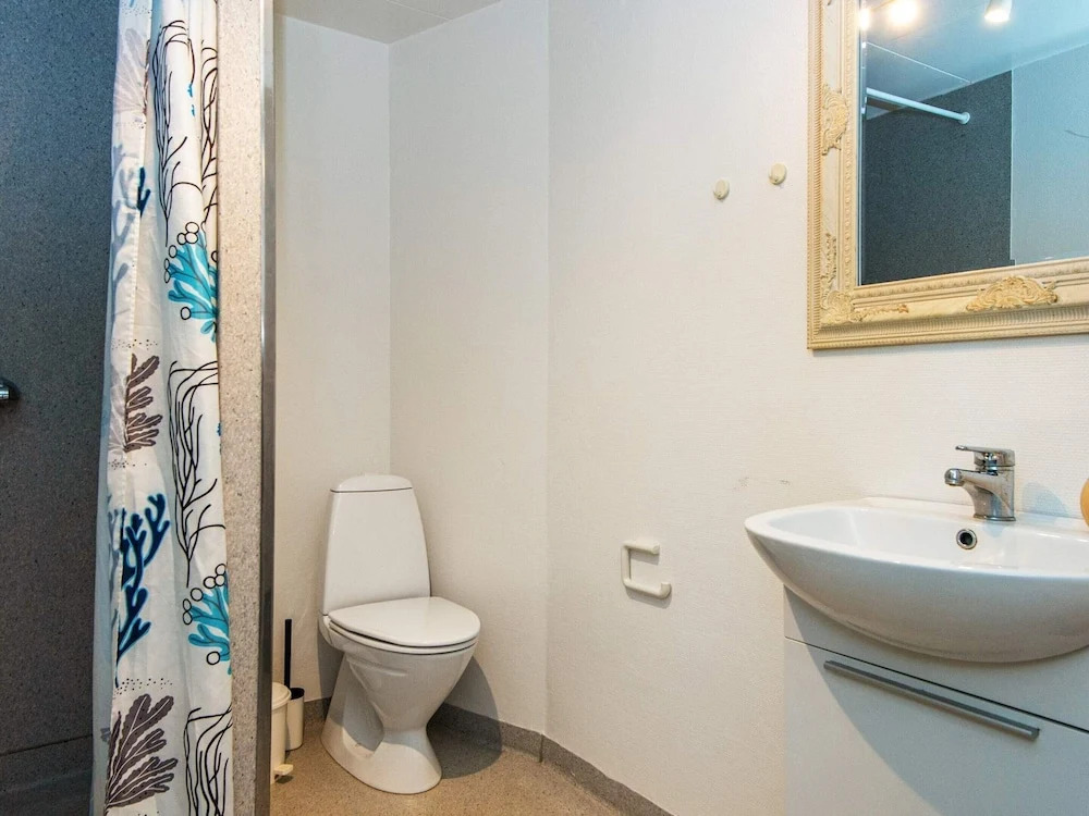 6 person holiday home in Thyborøn