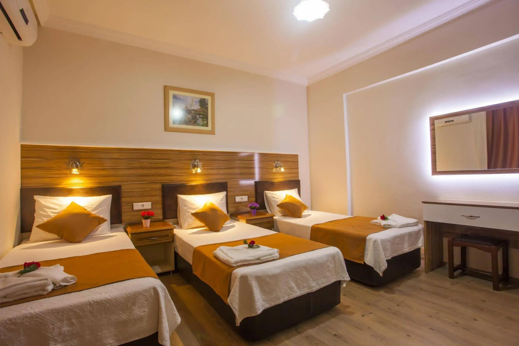 Boreas Suit Hotel