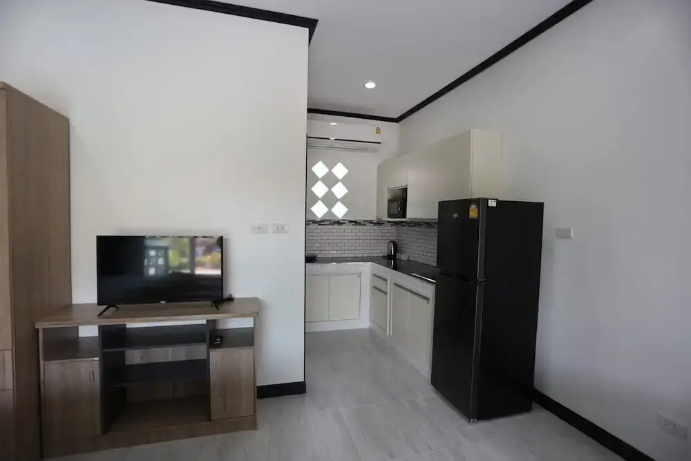 MB House Resort