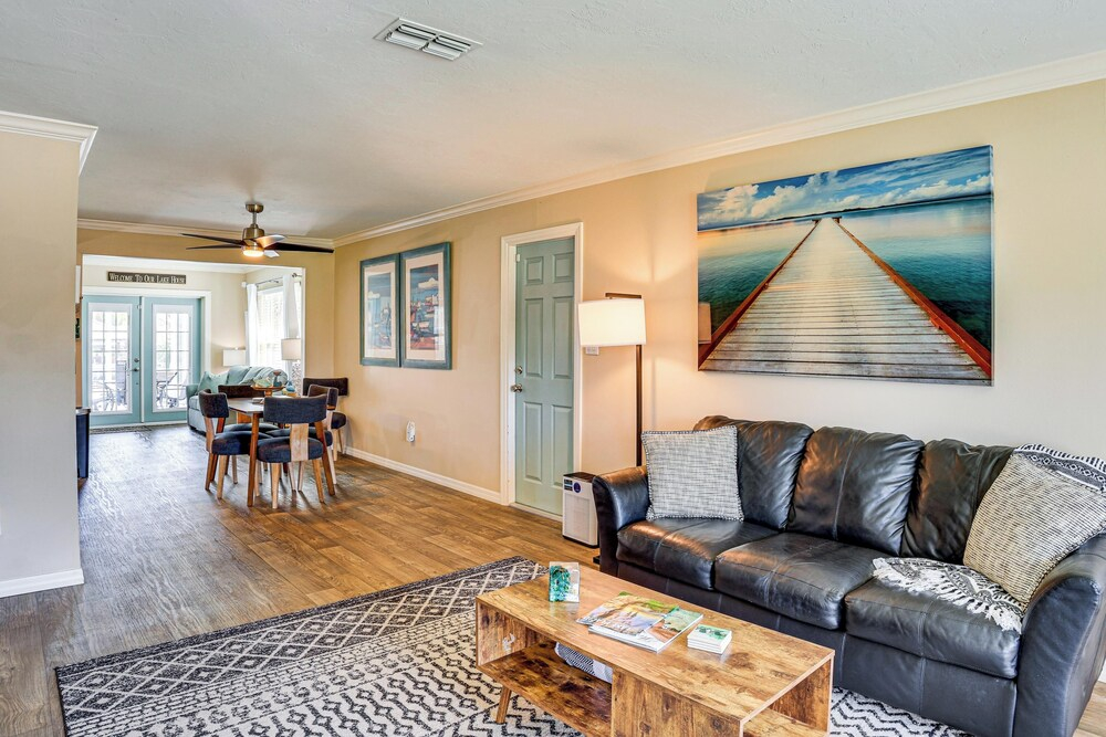 Waterfront Lake Placid Escape w/ Dock & Lanai