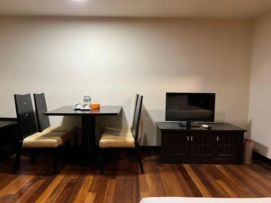 Raintree Resort Suites
