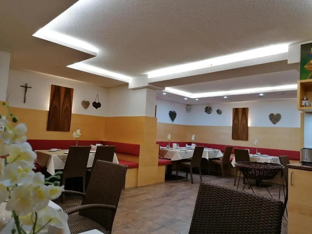 Adler Hotel-Pension