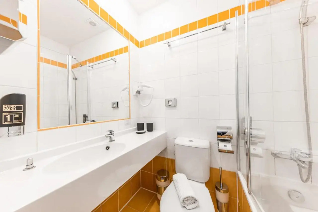 Hotel Amarilis 3*
