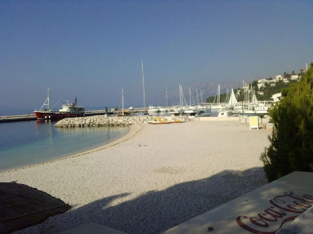 Apartments by the sea Baska Voda, Makarska - 21774