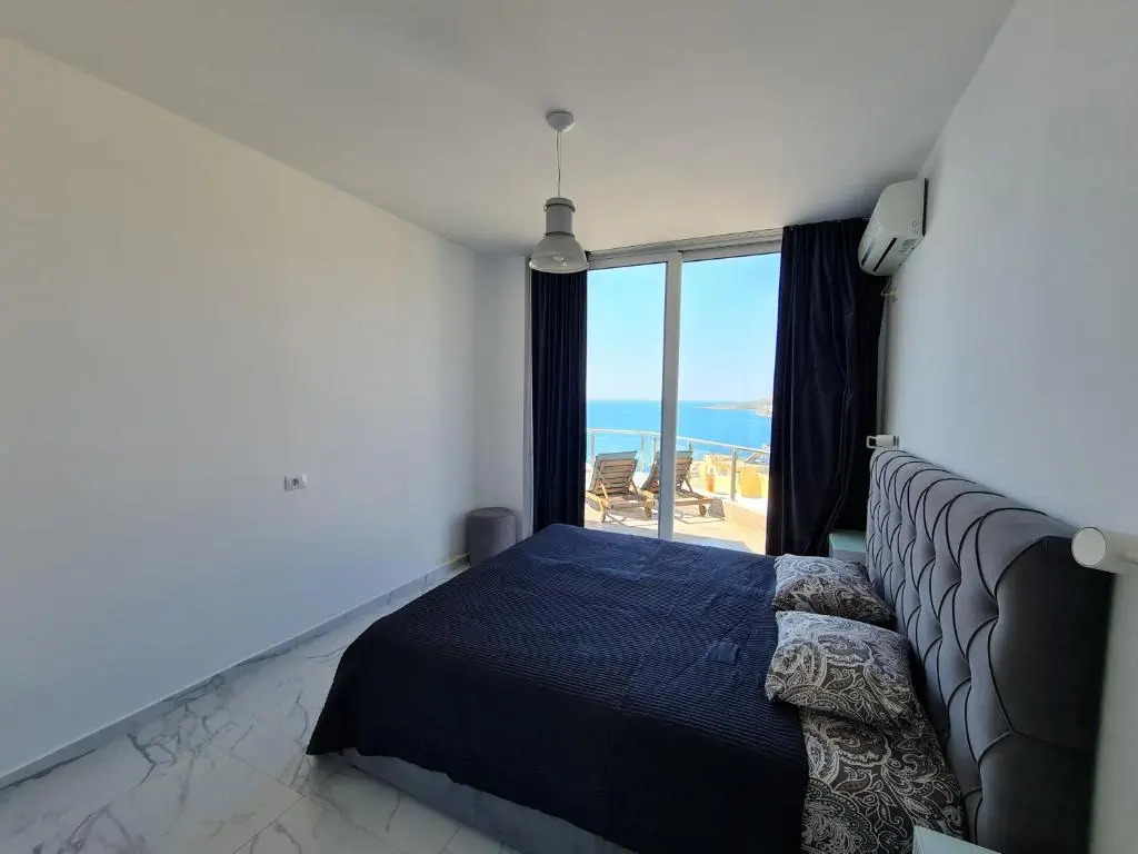 Infinity Sea View Penthouse