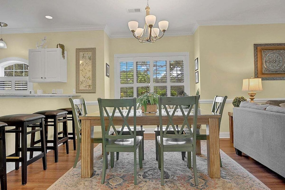 Magnolia North 4880-101