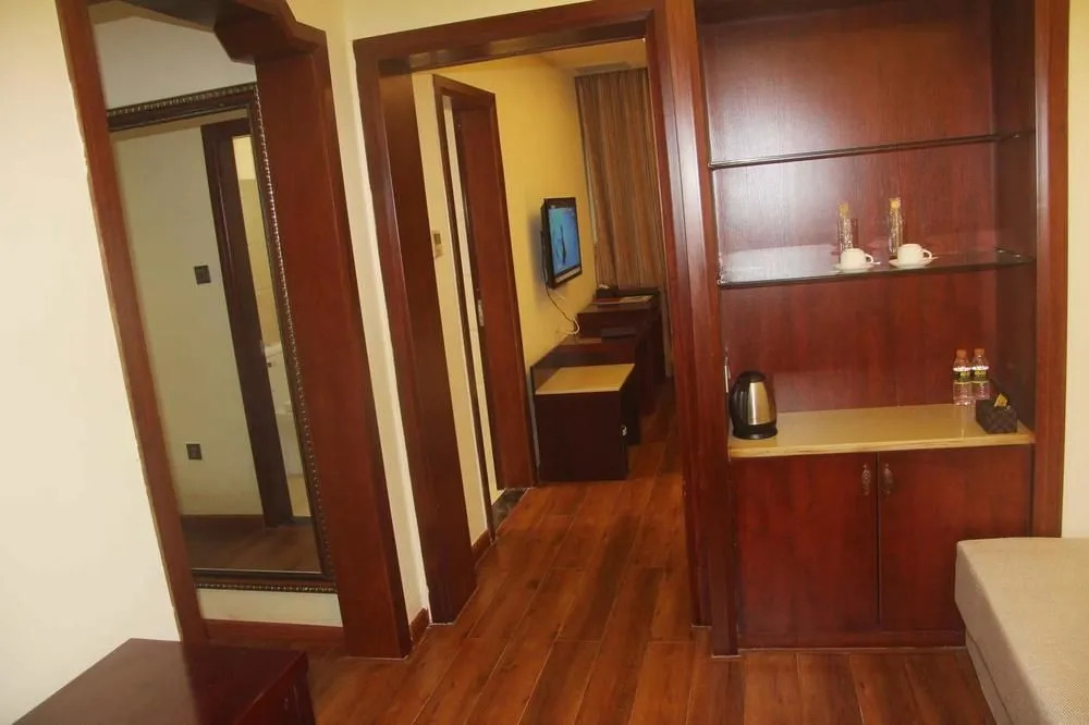 Fu'an Tailong Hotel