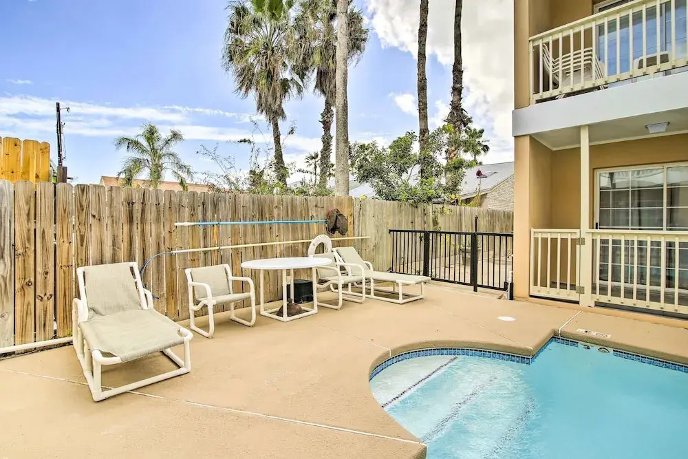 South Padre Island Getaway - Newly Renovated!