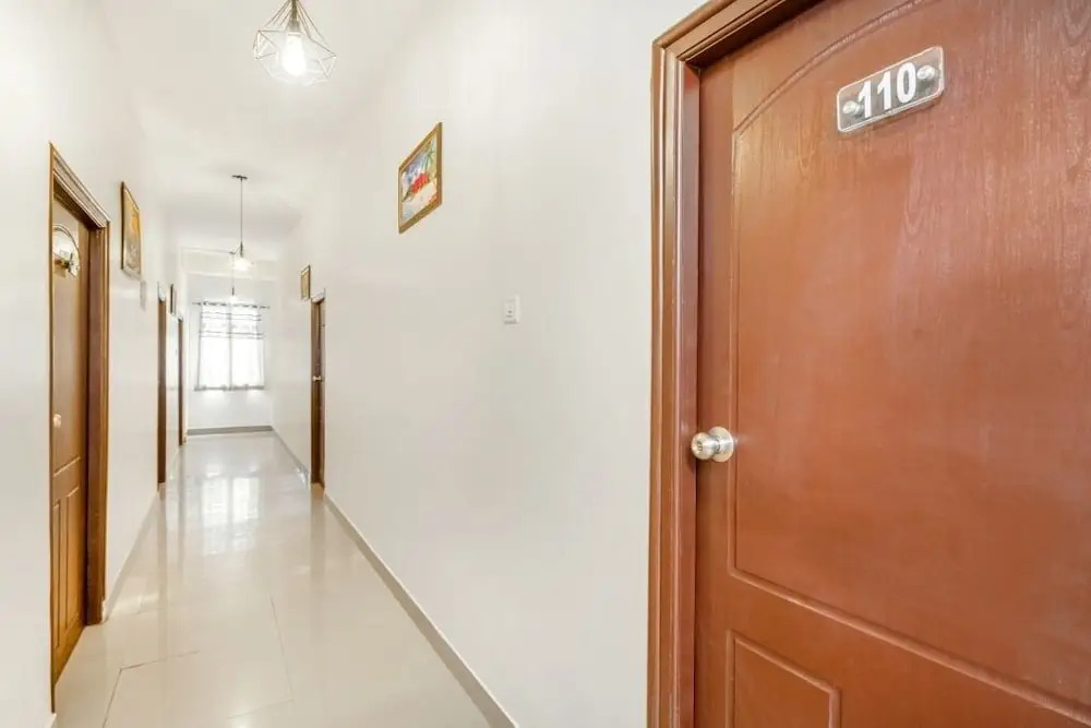 iROOMZ Hotel Royal Hill Park