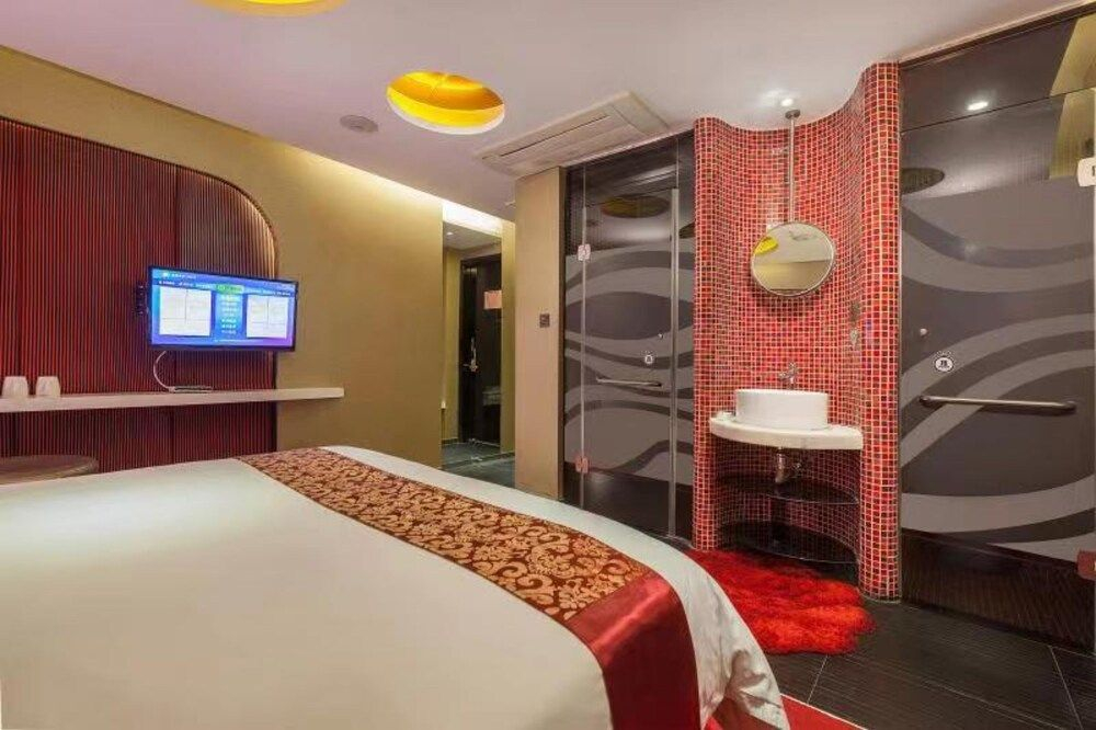 Your Hotel