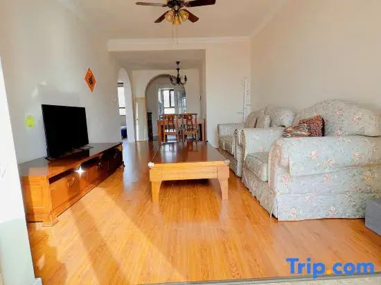 Yilu Yijia Homestay