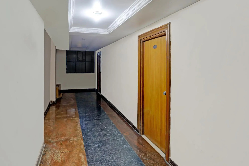 FabHotel RK Residency - Nr S R Nagar Metro Station, Ameerpet