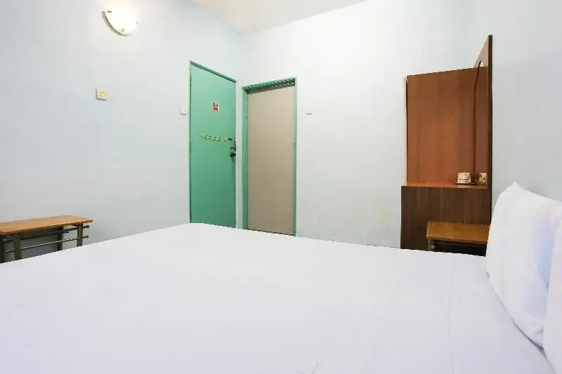 Spot on 89989 Wispering Hotel