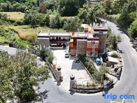 Regi Homestay in Danba County